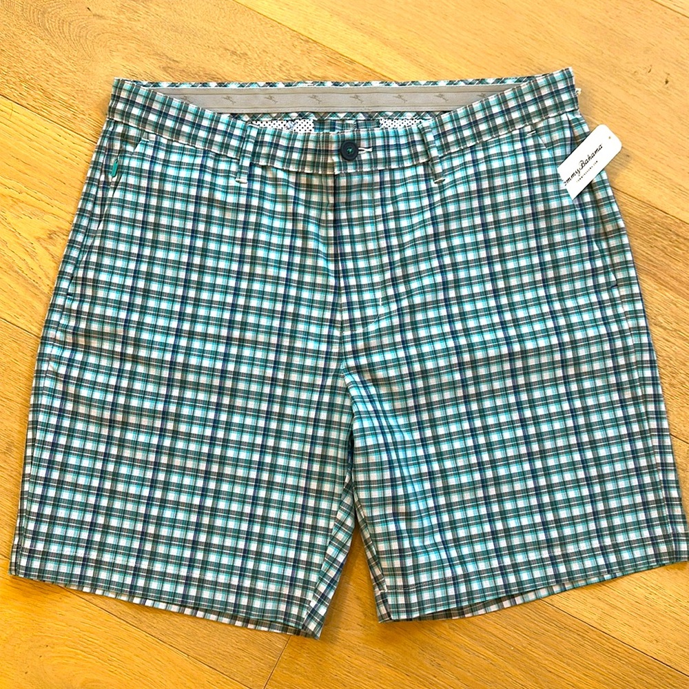 NWT Tommy Bahama Men’s shorts, Size 35, Blue/Green plaid, Island Zone, Stretch